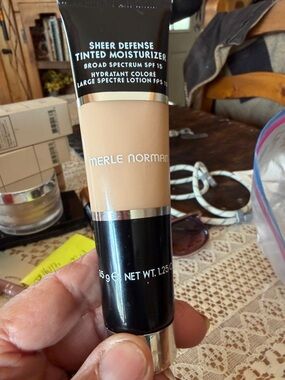 Merle Norman Sheer Defense Tinted Moisturizer - Beige